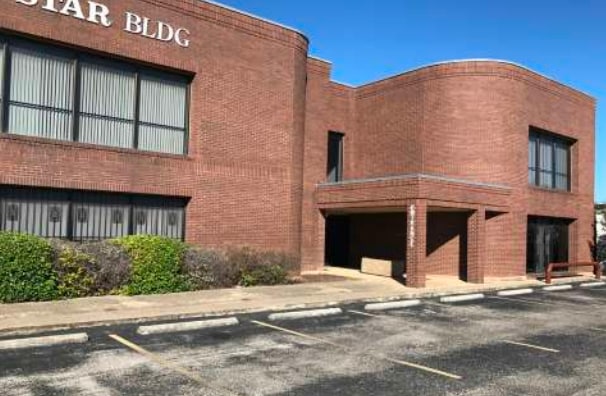 More Photos Of 7850 Culebra Rd, San Antonio Medical For Lease