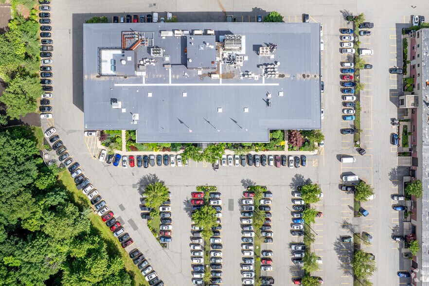 More Photos Of 12 Gill St, Woburn Office For Lease