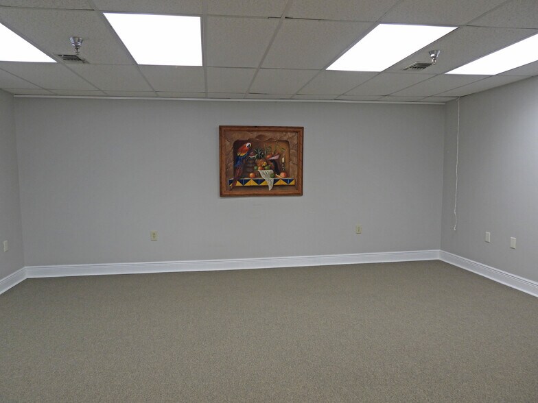 More Photos Of 3800 W New Haven Ave, Melbourne Freestanding For Sale