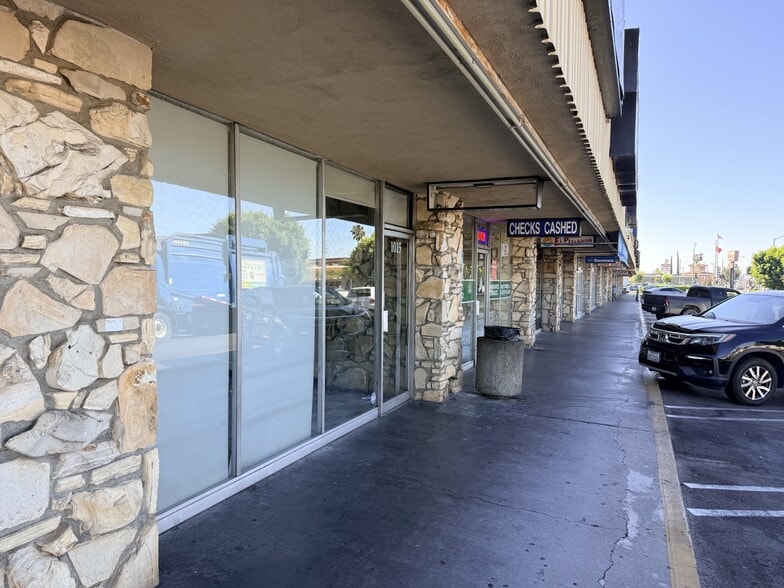 More Photos Of 901-1039 Truman St, San Fernando Unknown For Lease