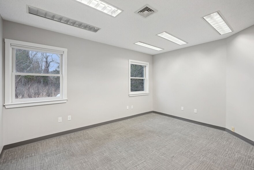 More Photos Of 1662 Post Rd, Wells Office For Sale