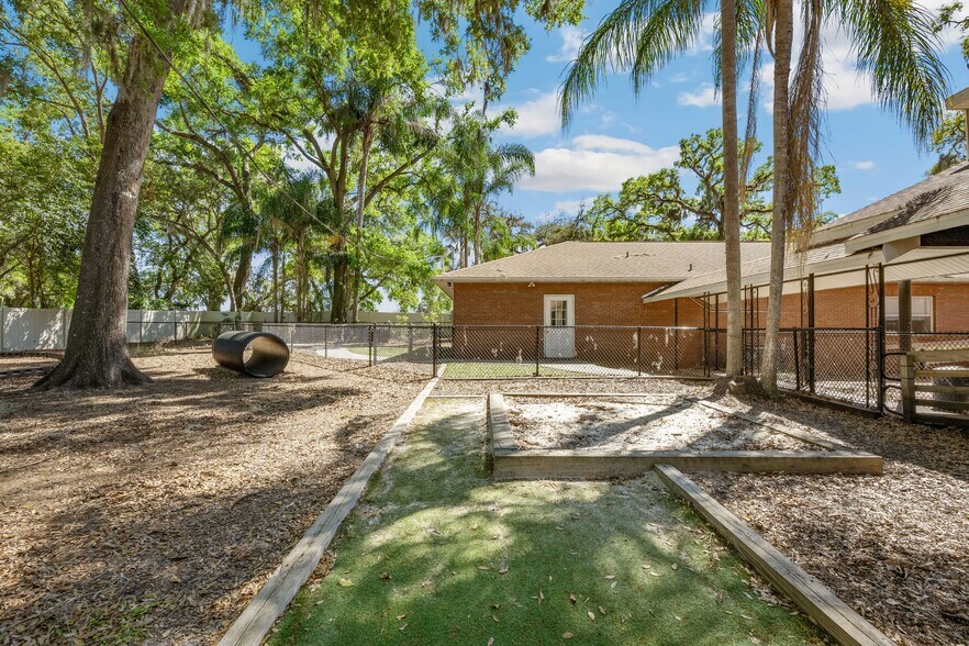 More Photos Of 38022 River Rd, Dade City Medical For Sale