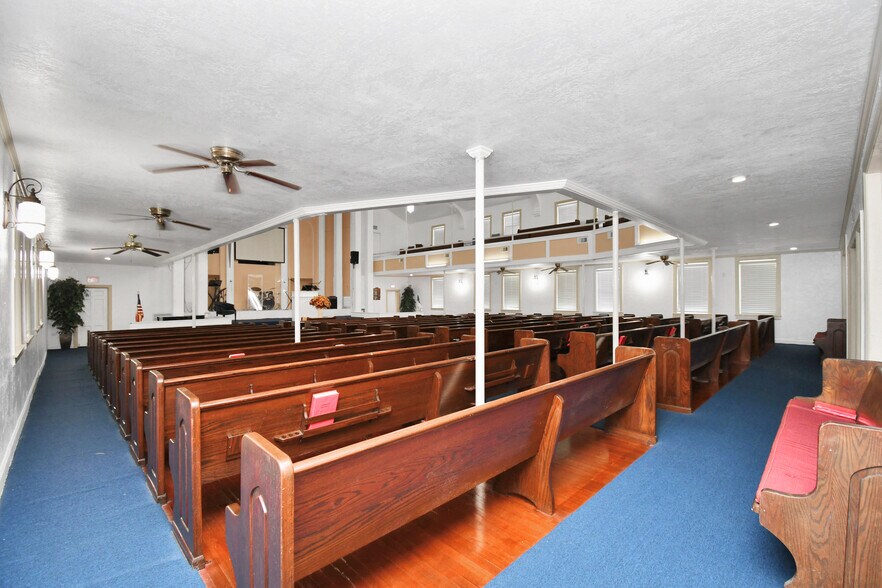 More Photos Of 2728 Kentucky St, Baytown Religious Facility For Sale
