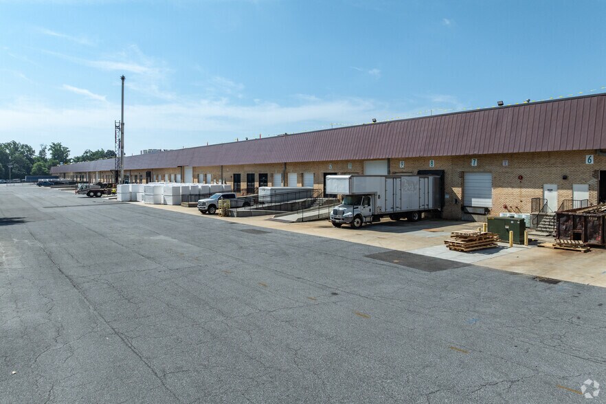 More Photos Of 9327 Washington Blvd, Savage Warehouse For Lease