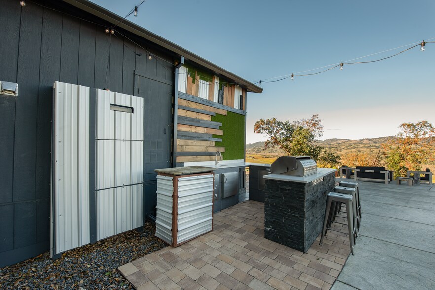 More Photos Of 22855 Chianti Rd, Cloverdale Apartments For Sale