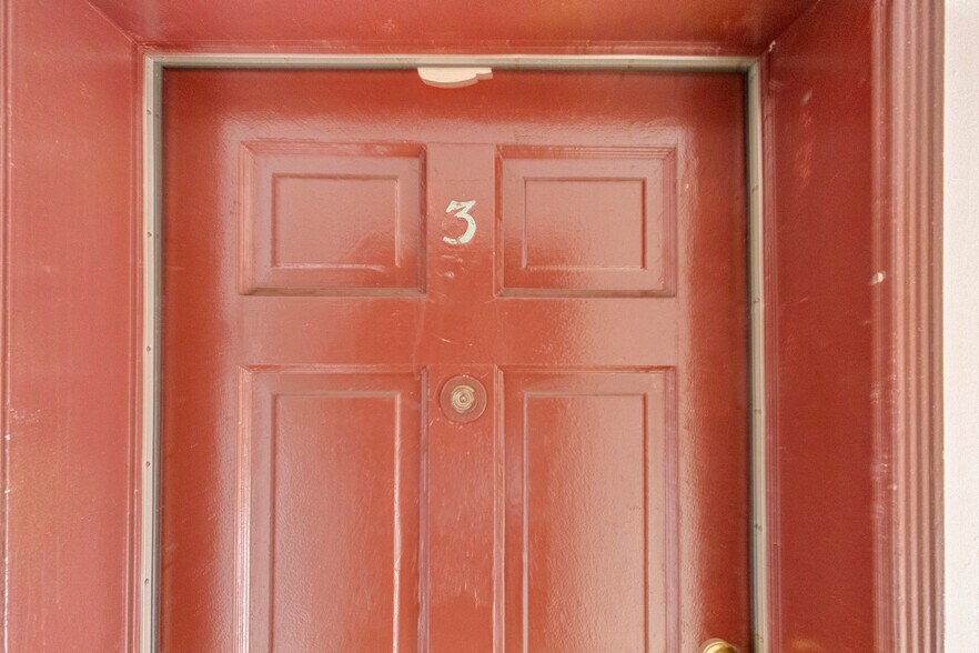More Photos Of 120 S Coronado St, Los Angeles Apartments For Sale