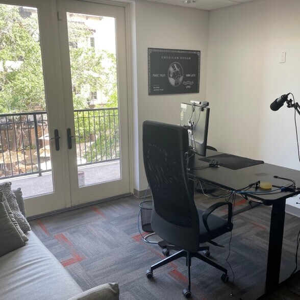 More Photos Of 444 W New England Ave, Winter Park Office For Lease