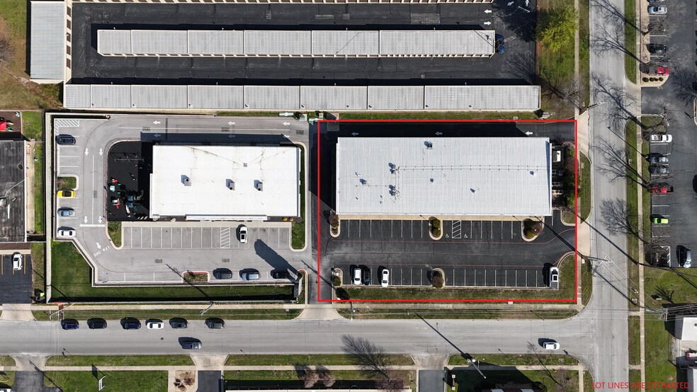 More Photos Of 1515-1527 E Lark St, Springfield Office For Sale