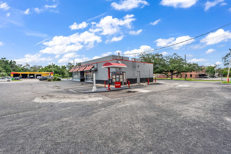 More Photos Of 7459 Lem Turner Rd, Jacksonville Fast Food For Sale