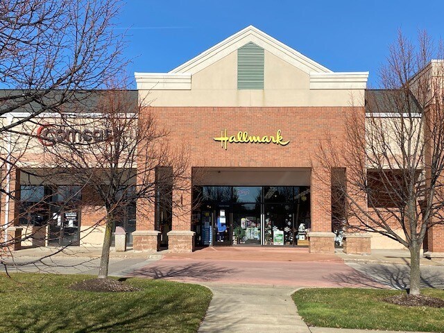 More Photos Of 10051 Highland Rd, Hartland Unknown For Lease