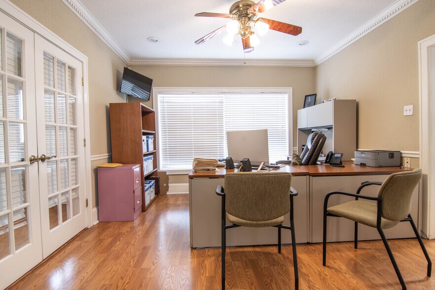 More Photos Of 309 W Martin Luther King Jr Blvd, Tampa Medical For Lease