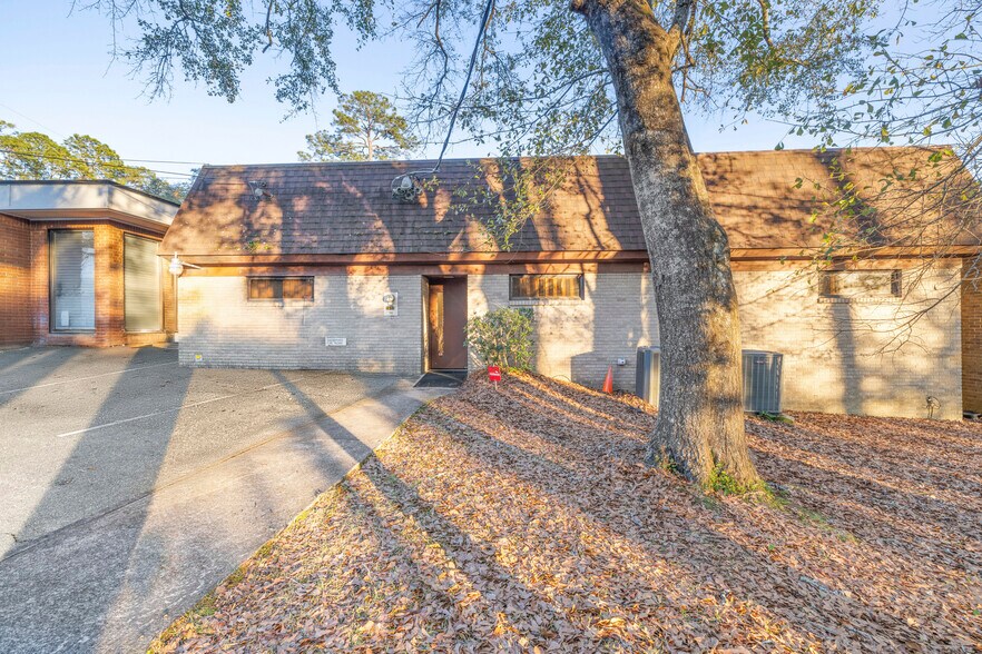 More Photos Of 1612 W Plaza Dr, Tallahassee Medical For Sale