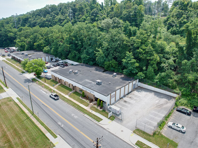 Primary Photo Of 1031 Cromwell Bridge Rd, Towson Light Manufacturing For Lease