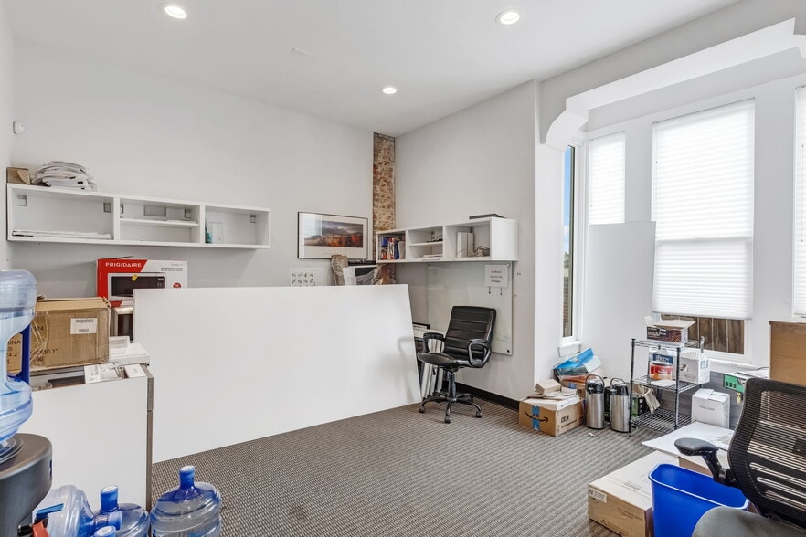 More Photos Of 3132 Federal Blvd, Denver Office For Sale