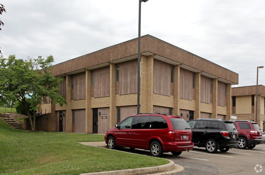 Primary Photo Of 2003 Rock Spring Rd, Forest Hill Medical For Lease