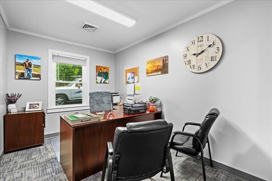 More Photos Of 57 Mountain Rd, Halifax Office For Sale