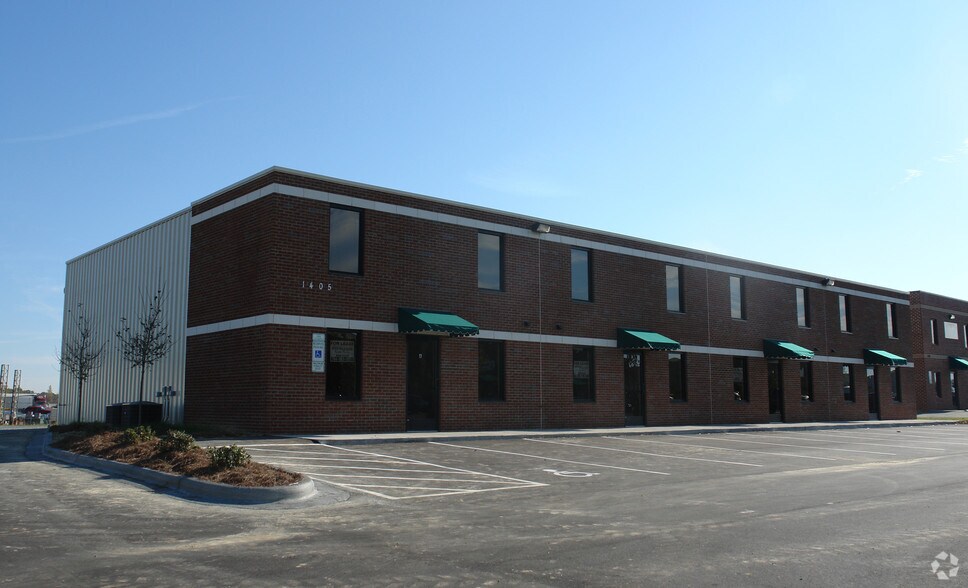 More Photos Of 1405 Babbage Ln, Indian Trail Light Distribution For Lease