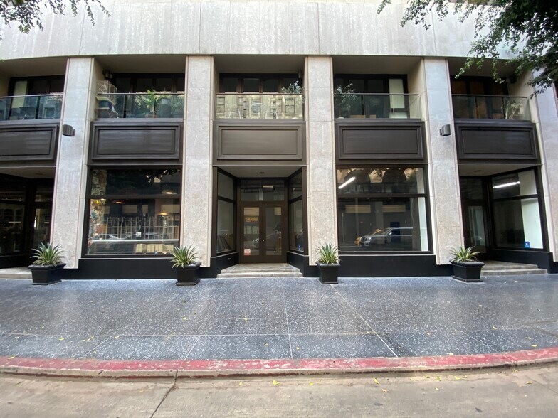 More Photos Of 460 S Spring St, Los Angeles Apartments For Sale