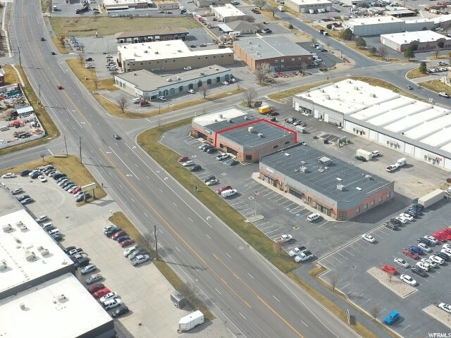 More Photos Of 215 N Redwood Rd, North Salt Lake Flex For Lease