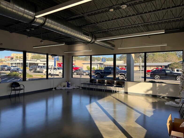 More Photos Of 1536 S Pine Ave, Ocala Fast Food For Lease