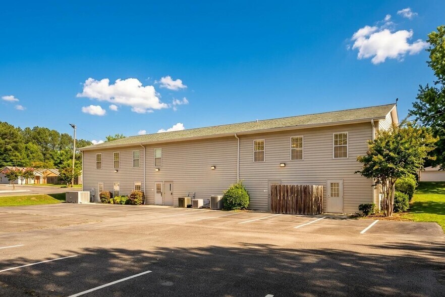 More Photos Of 1450 Jones Dairy Rd, Jasper Medical For Lease