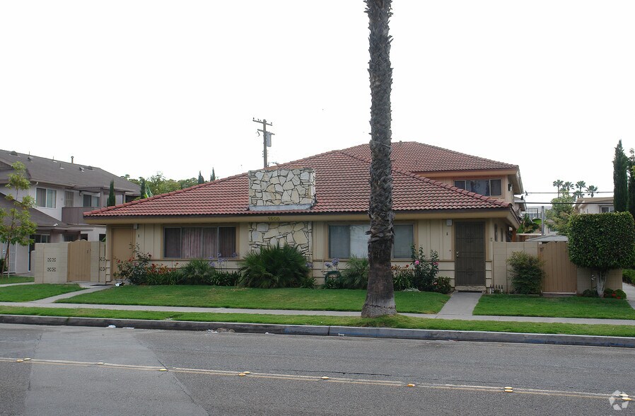 More Photos Of , Anaheim Multifamily For Sale