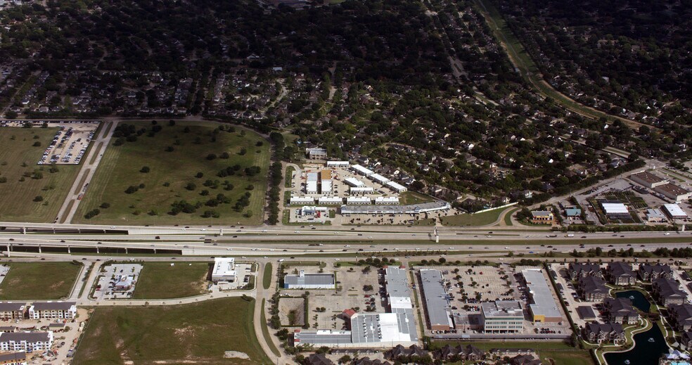 More Photos Of 633 E Fernhurst Dr, Katy Office For Lease