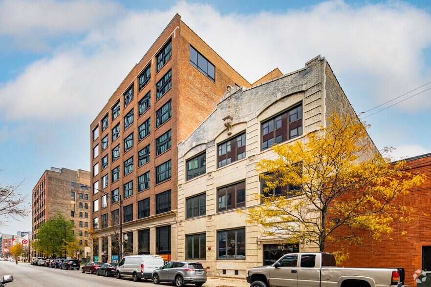 More Photos Of 1026 W Van Buren St, Chicago Loft Creative Space For Sale