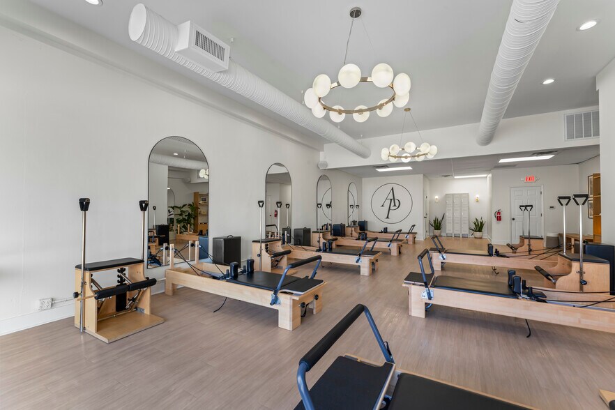 More Photos Of 108 N Arendell Ave, Zebulon Office For Sale