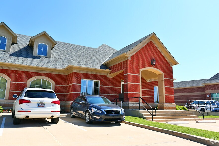 More Photos Of 14105 N Eastern Ave, Edmond Office For Lease