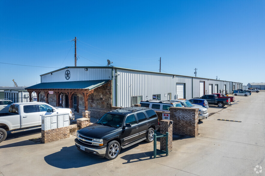 Primary Photo Of 2617 W Blue Mound Rd, Haslet Warehouse For Lease