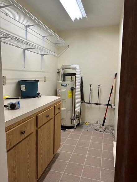 More Photos Of 3250 Seneca Tpke, Canastota Rehabilitation Center For Lease