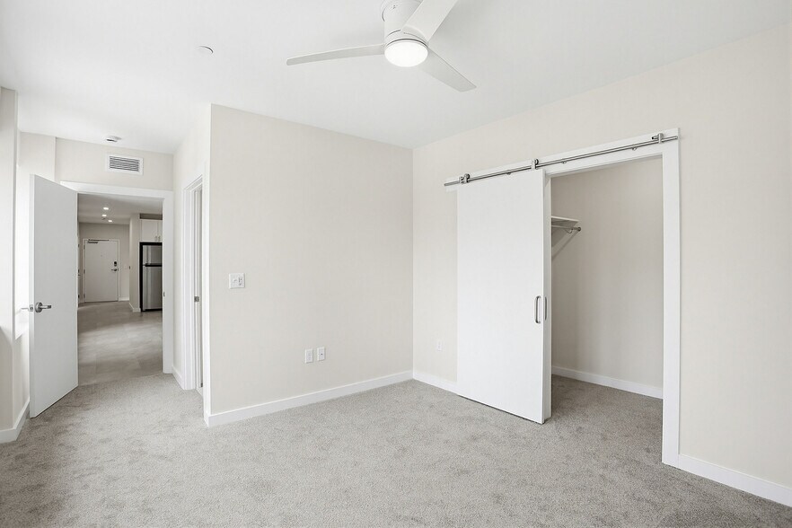 More Photos Of 250 College Ave, Lancaster Apartments For Lease