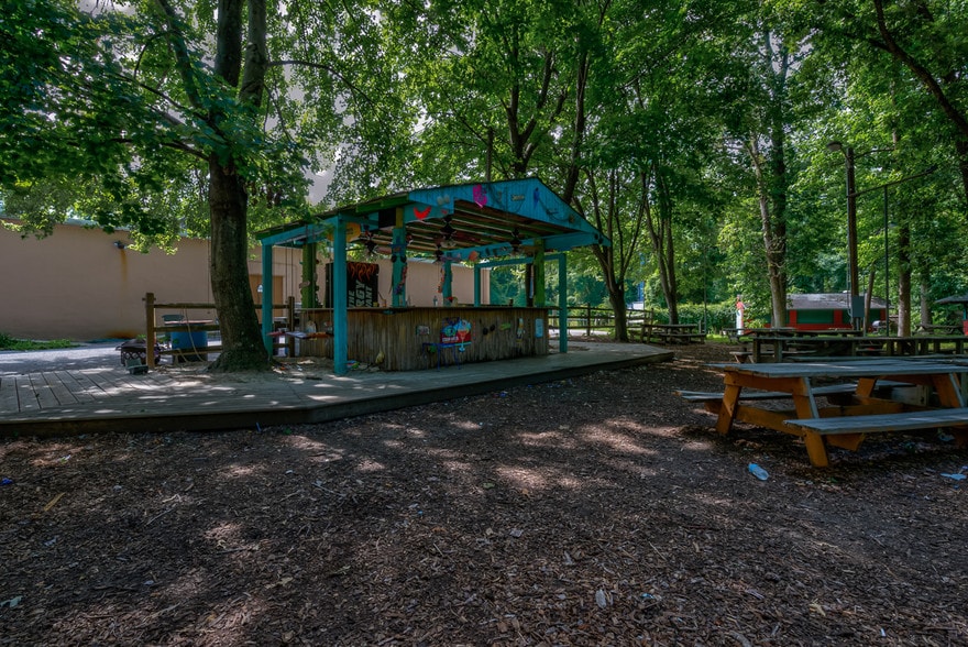 More Photos Of 10 Pythian Dr, Edgewater Lodge Meeting Hall For Sale