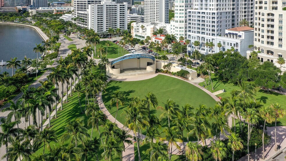 More Photos Of 212 S Olive Ave, West Palm Beach Apartments For Sale