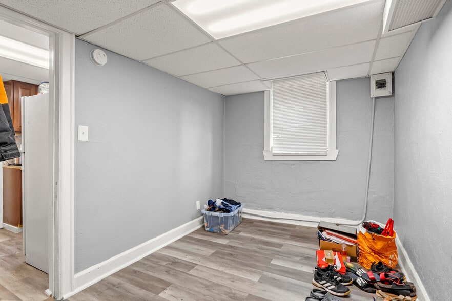 More Photos Of 1205 Garfield Ave, Lincoln Park Apartments For Sale