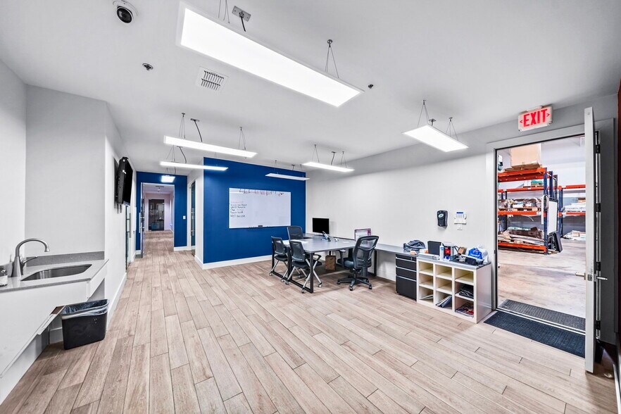 More Photos Of 12114 S Pipeline Rd, Euless Industrial For Lease