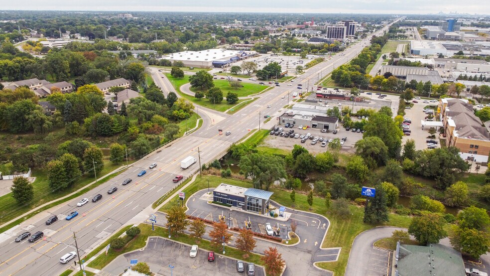 More Photos Of 31785 Van Dyke Ave, Warren Carwash For Sale