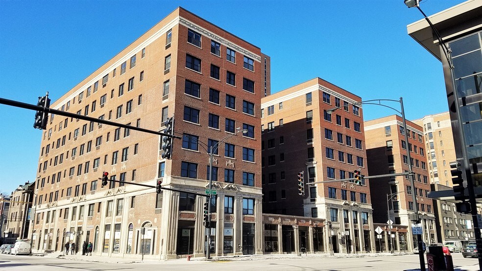 More Photos Of 5200 N Sheridan Rd, Chicago Apartments For Lease