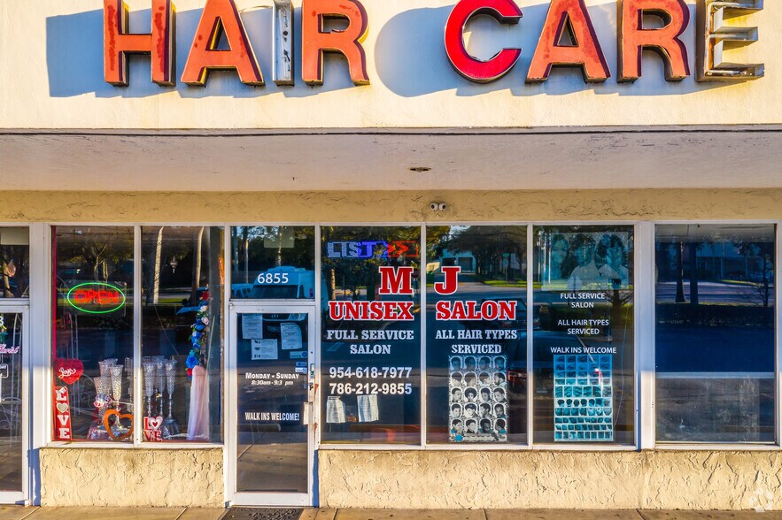 More Photos Of 6811-6969 Sunset Strip, Sunrise Unknown For Lease