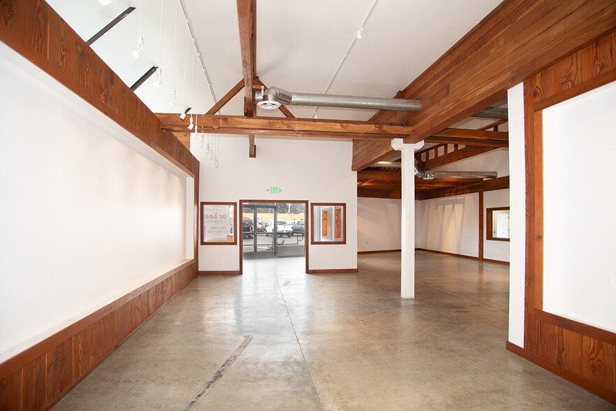 More Photos Of 2029 Broadway St, Eureka Storefront Retail Office For Sale