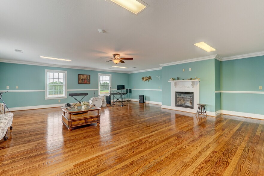 More Photos Of 178 Slaydon Rd, Eden Specialty For Sale