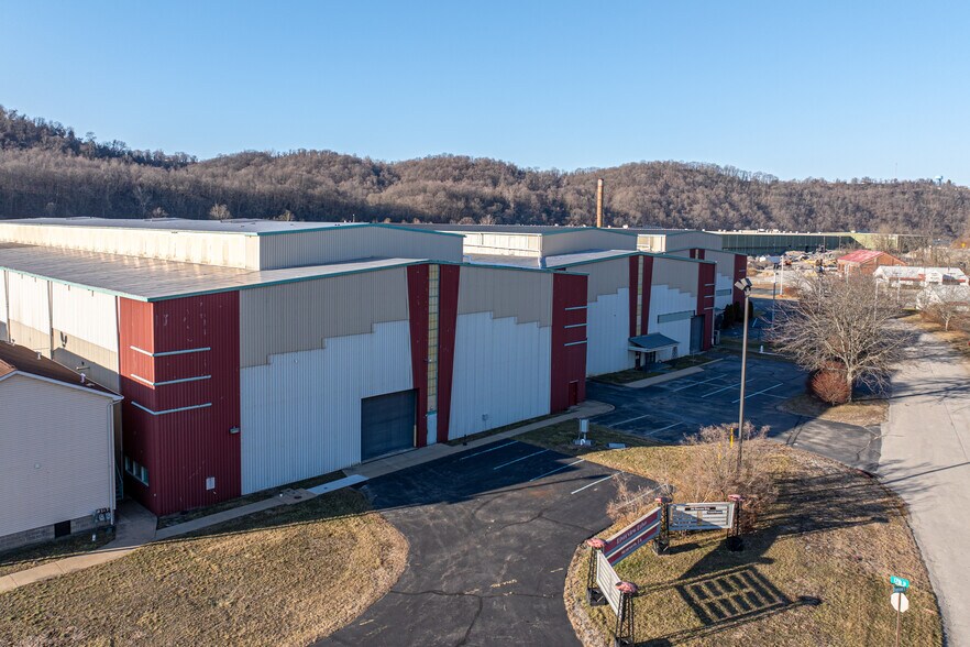 More Photos Of 200 Riverview Dr, Monessen Manufacturing For Lease