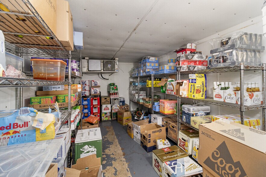 More Photos Of 118 W Clark St, Crown Point Office Residential For Sale