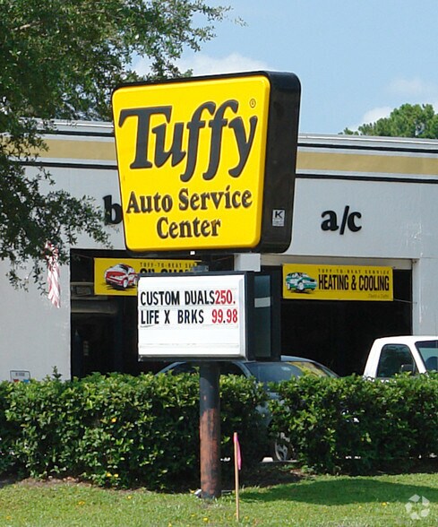 More Photos Of 300 W State Road 434, Longwood Auto Repair For Lease