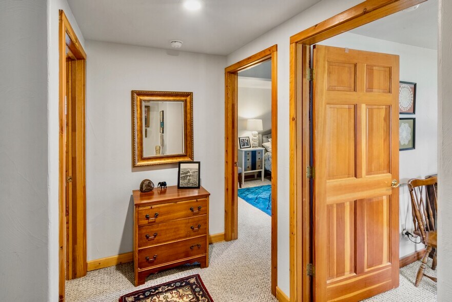 More Photos Of 76413 Gallatin Road, Gallatin Gateway Land For Sale