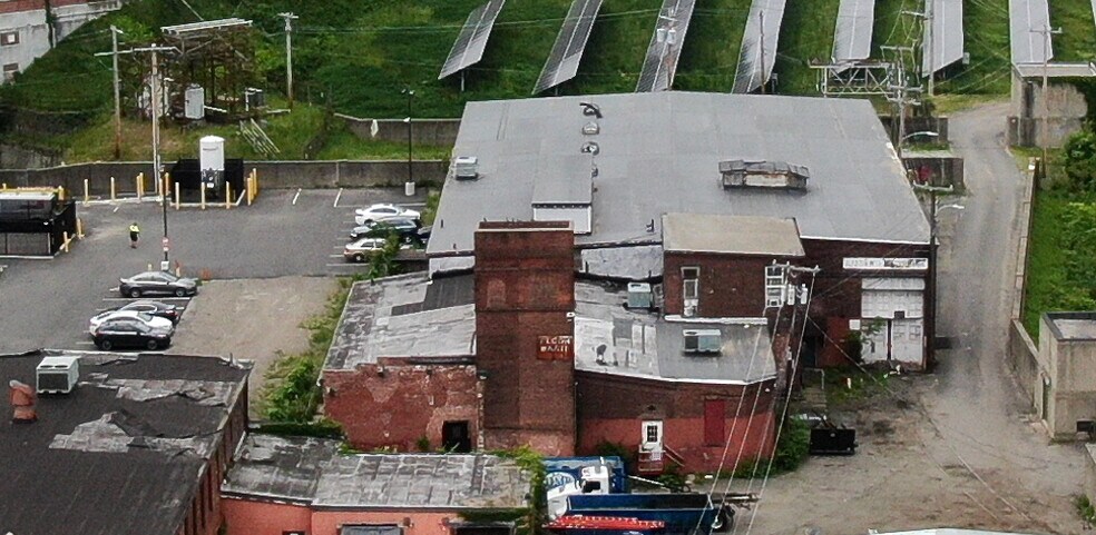 More Photos Of 26 Hadley Mill Rd, Holyoke Warehouse For Sale
