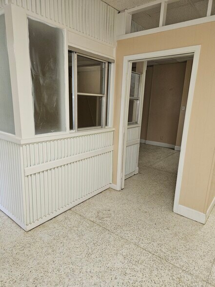 More Photos Of 8300 Homestead Rd, Houston Medical For Sale