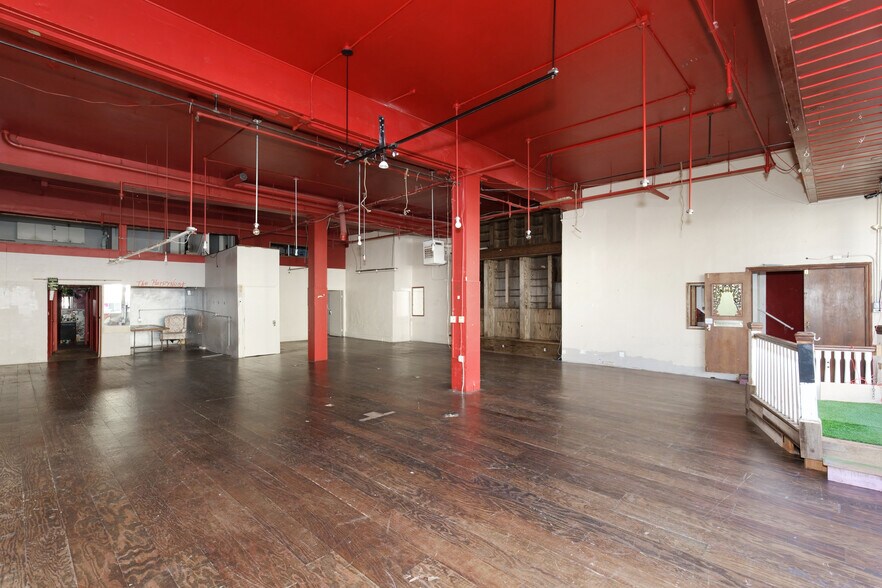 More Photos Of 1659-1665 Haight St, San Francisco Hotel For Lease