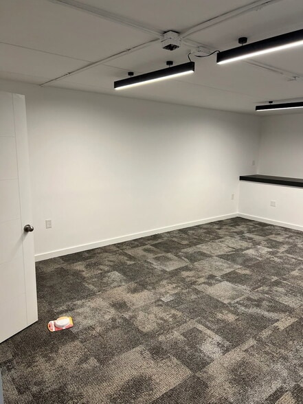 More Photos Of 1777 Blount Rd, Pompano Beach Warehouse For Sale